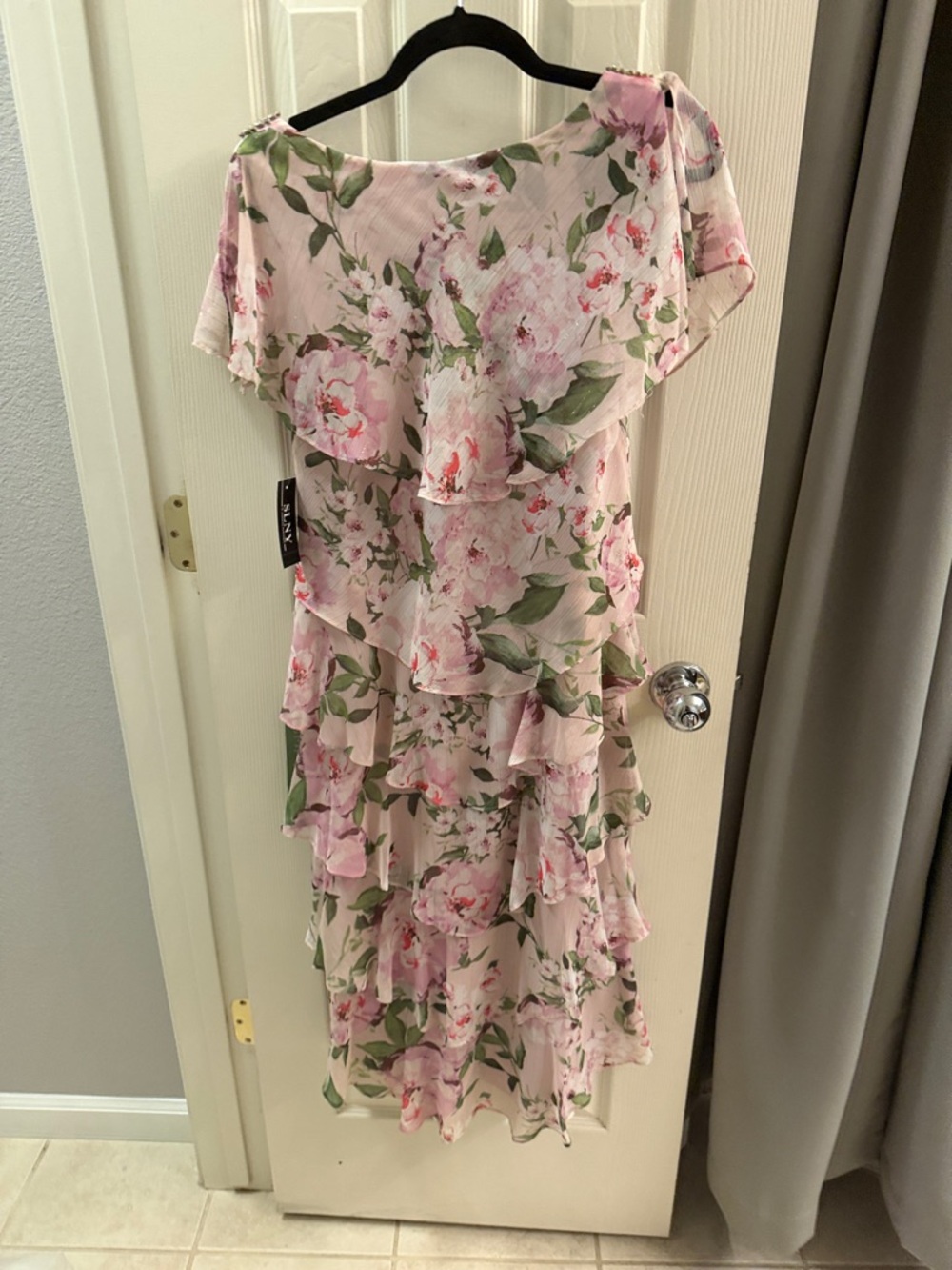 SLNY Pink Floral Tiered Midi Dress with Green Foliage - Picture 8 of 12
